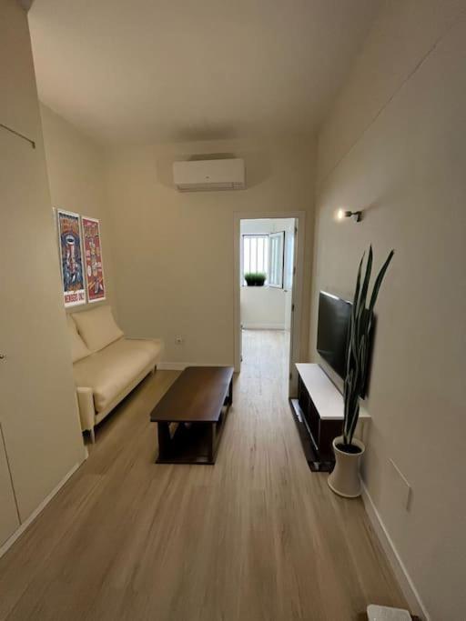 Cozy Apt 1Hab Para 4Pax En La Plaza De Chueca Madrid Ngoại thất bức ảnh